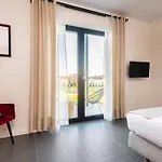 Lejlighed Loox Ostrovo- Boutique House-noclegi Nad Morzem