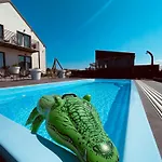 Loox Ostrovo- Boutique House-noclegi Nad Morzem Lejlighed