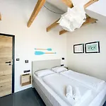 Loox Ostrovo- Boutique House-noclegi Nad Morzem