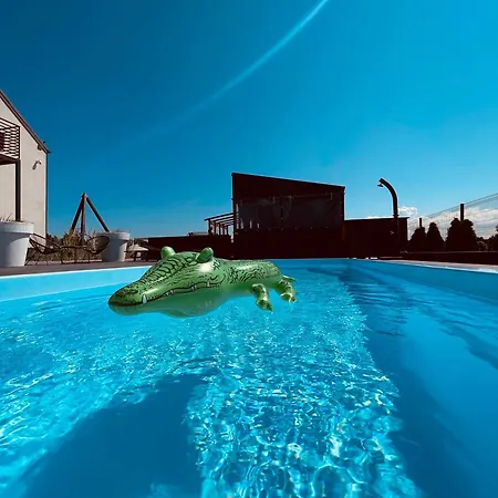 Διαμέρισμα Loox Ostrovo- Boutique House-noclegi Nad Morzem *