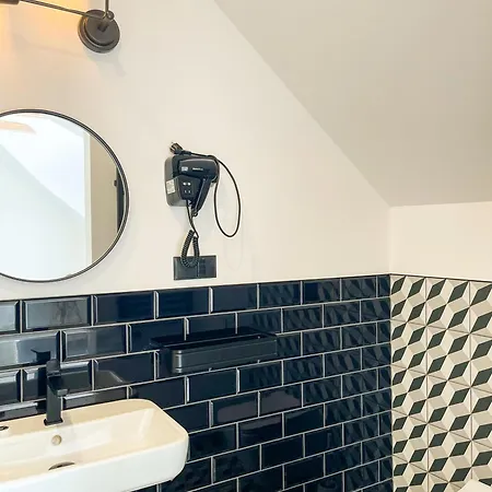 Appartamento Loox Ostrovo- Boutique House-noclegi Nad Morzem
