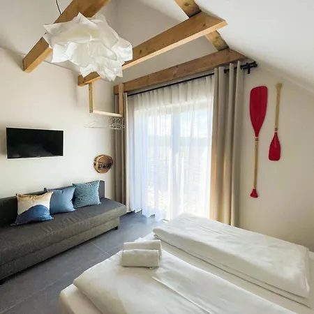 Lejlighed Loox Ostrovo- Boutique House-noclegi Nad Morzem