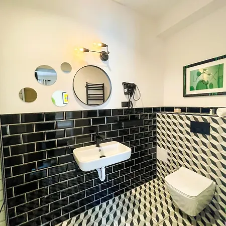 Appartamento Loox Ostrovo- Boutique House-noclegi Nad Morzem *