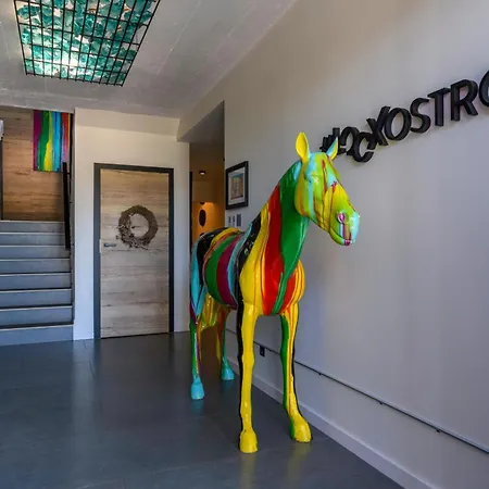 Apartament Loox Ostrovo- Boutique House-noclegi Nad Morzem