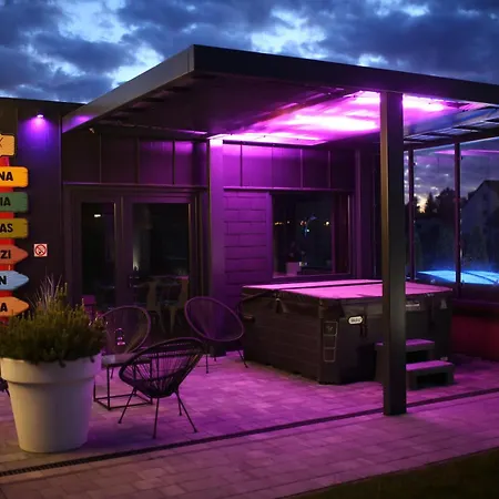 Loox Ostrovo- Boutique House-noclegi Nad Morzem Lägenhet