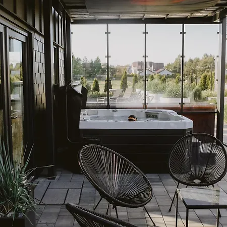 Loox Ostrovo- Boutique House-noclegi Nad Morzem *