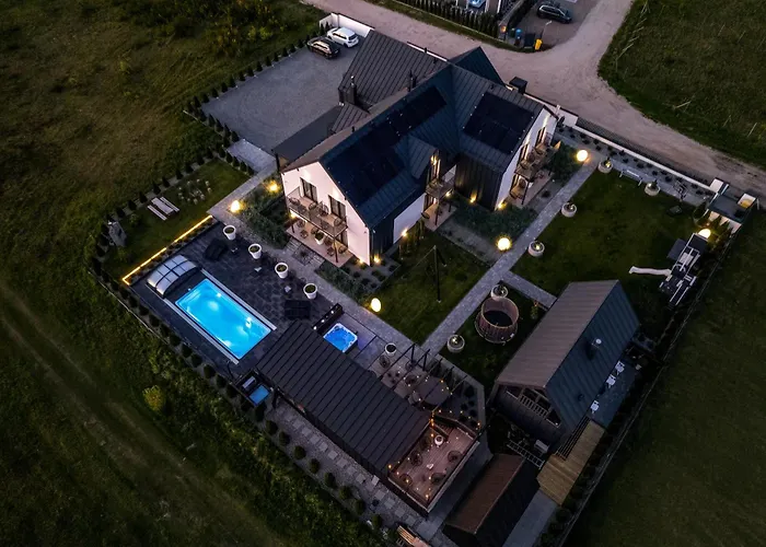 Loox Ostrovo- Boutique House-noclegi Nad Morzem * 奥斯特罗沃