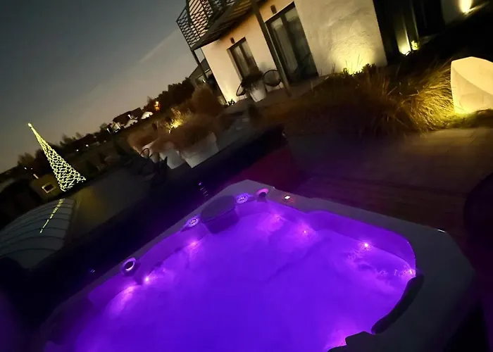 公寓 Loox Ostrovo- Boutique House-noclegi Nad Morzem 奥斯特罗沃